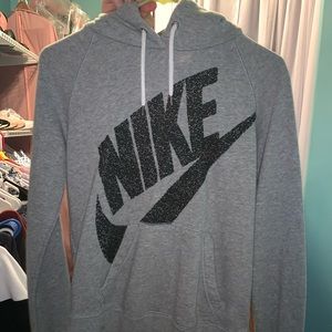 nike hoodie